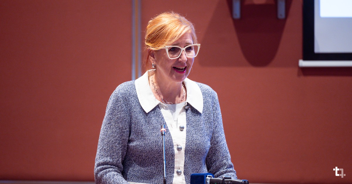 TECES Podpis memoranduma GZS Vesna Nahtigal 2 1200x628px 20251017